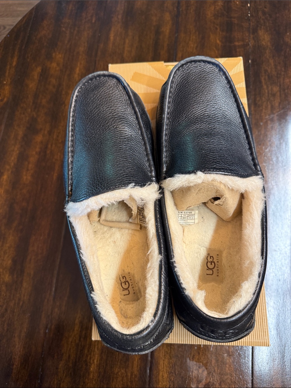 UGG Black Leather Shearling-Lined Slip-On Loafers - Picture 5 of 6